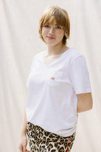 The Easy Tee - V Neck